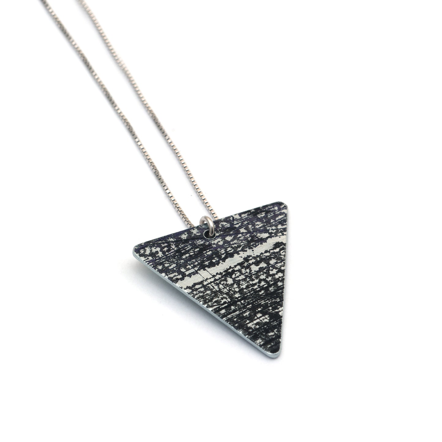 TROKUT TINTA NECKLACE