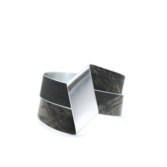 VIA CROSS BRACELET