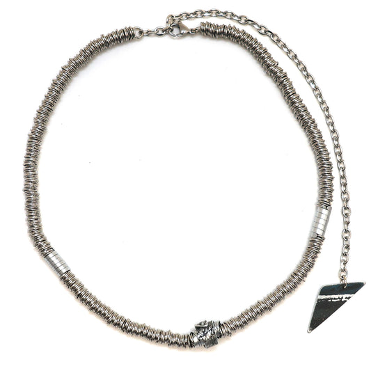 SHARK RUSH NECKLACE